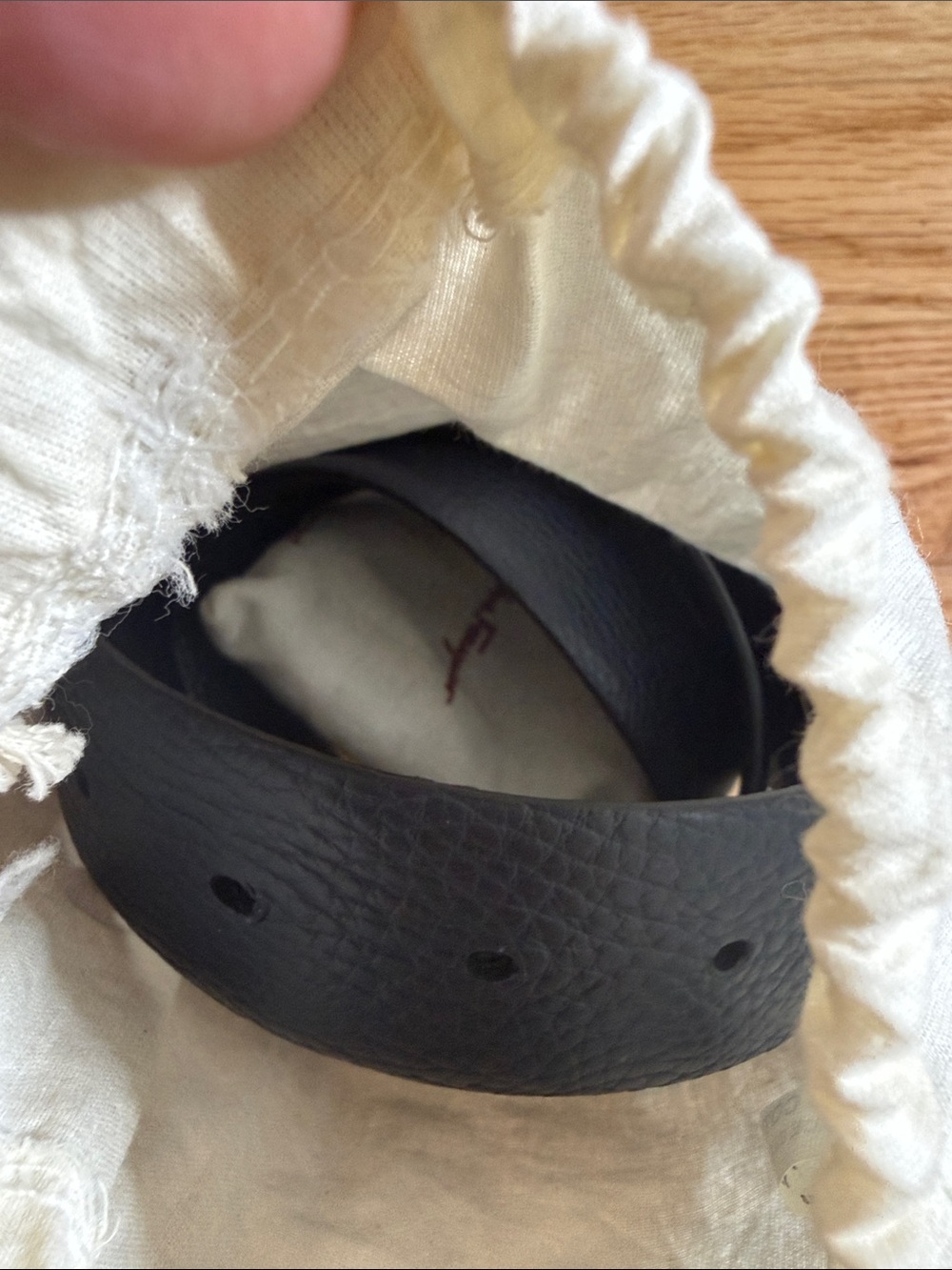Salvatore Ferragamo Black Gancini Leather Belt with Signature Buckle - Picture 3 of 4